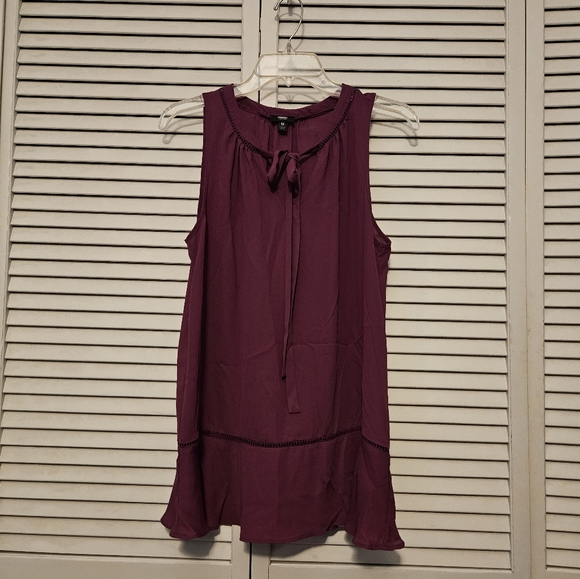 Mossimo top - Picture 2 of 9